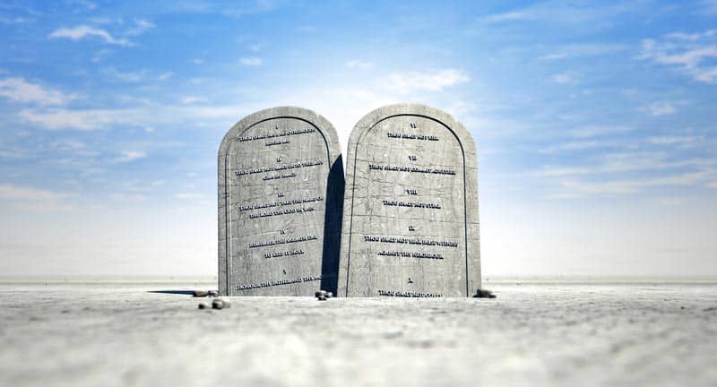 10-Commandments-Christianity-bible